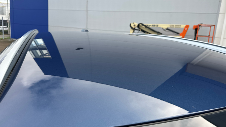 BMW 2 Series 220i MHT Luxury 5dr DCT [Tech Plus Pack] Petrol Hatchback